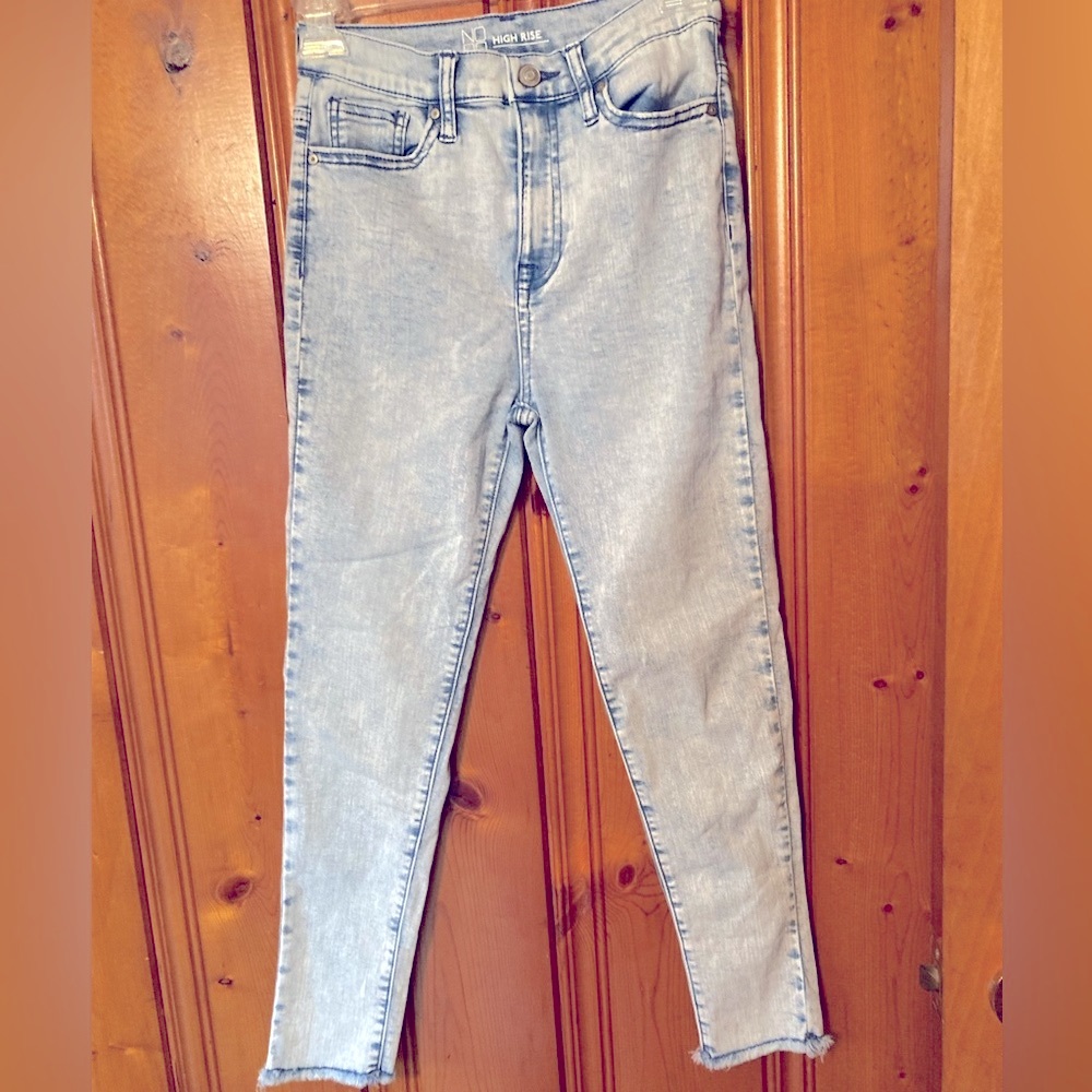 Size 7 Kids unisex acid washed blue jeans NOBO size 7